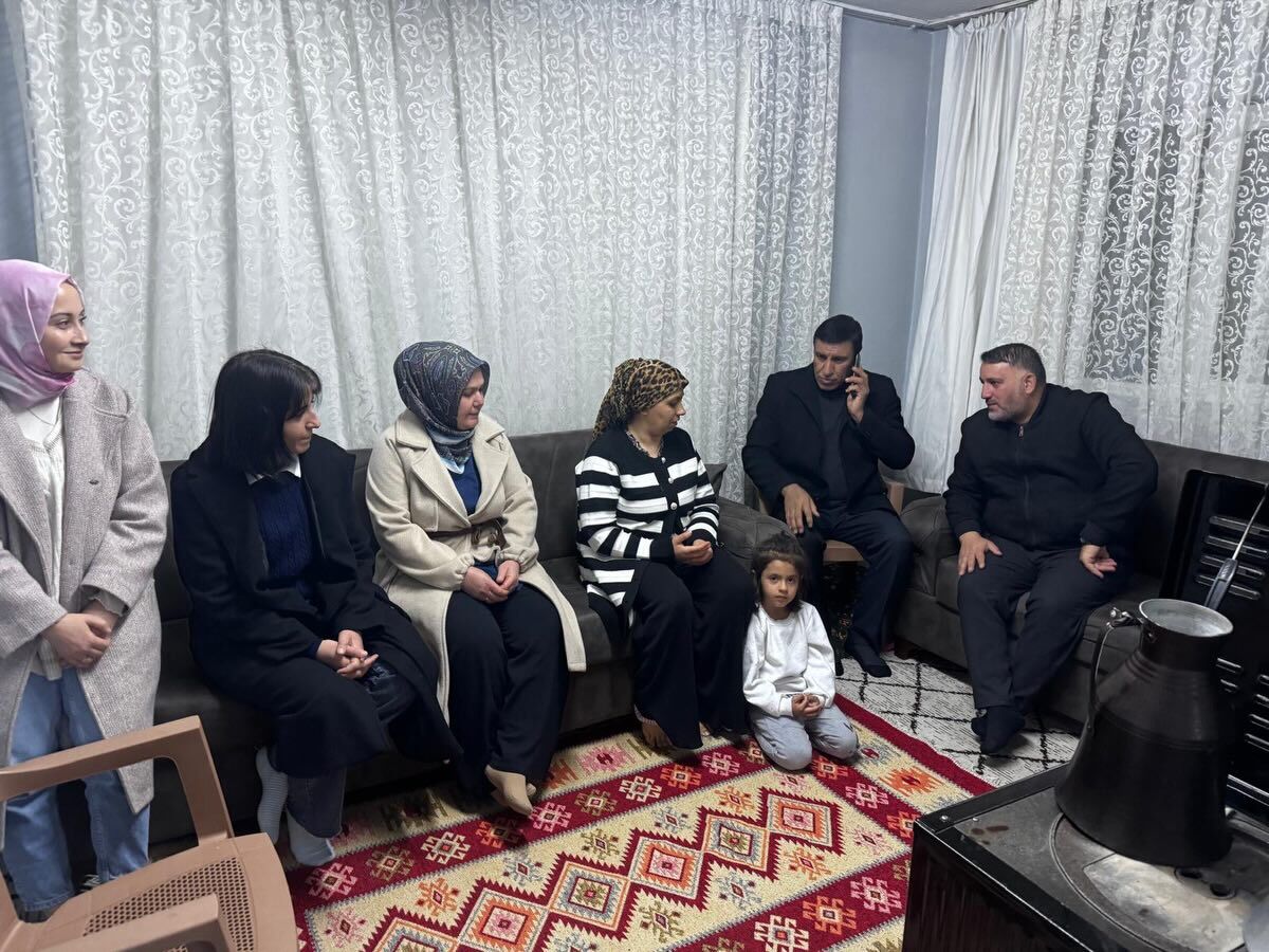 Ak Parti Afşin Teşkilatı Altunelma Mahallesi’nde Vatandaşlarla Buluştu7