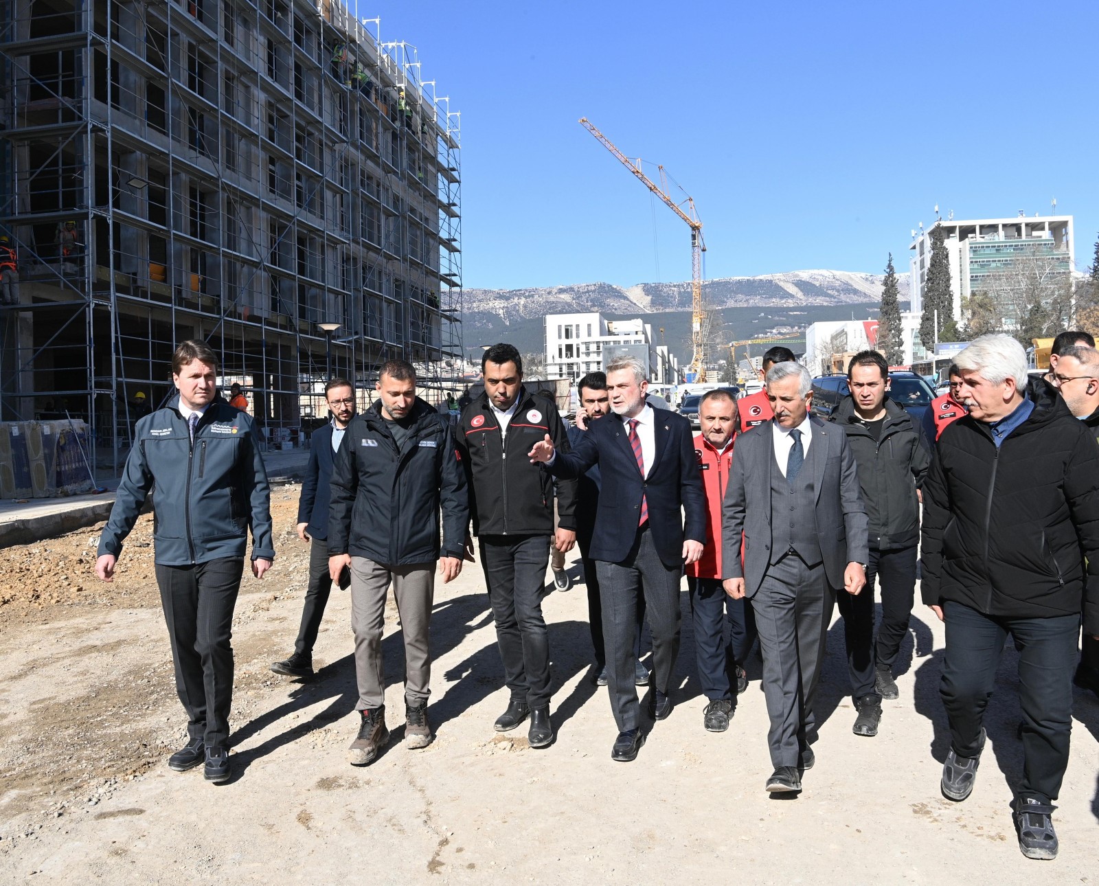 Başkan Görgel Hemşehrilerimin Desteğiyle Kahramanmaraş Yeniden Yükseliyor (1)