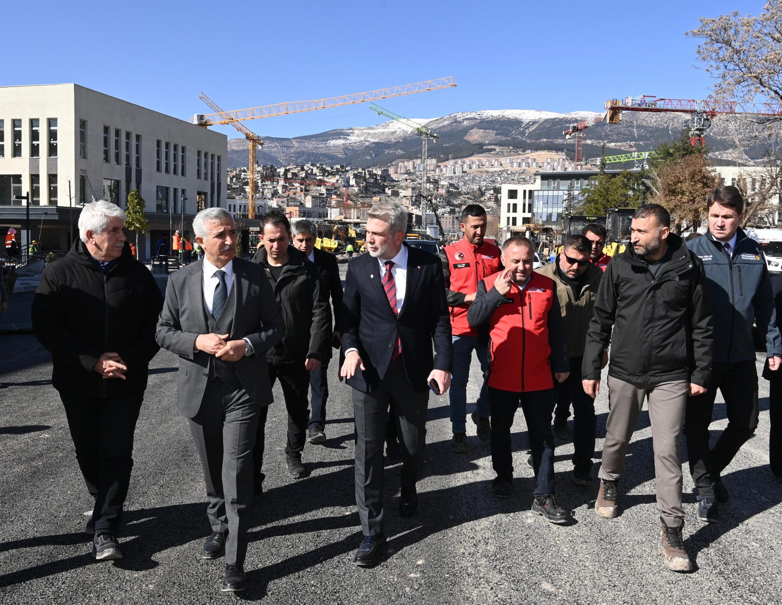 Başkan Görgel Hemşehrilerimin Desteğiyle Kahramanmaraş Yeniden Yükseliyor (4)