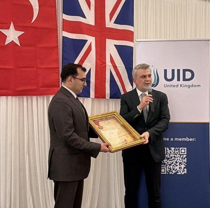 Başkan Görgel, İngiltere’de Birlik Sofrasında Buluştu (1)