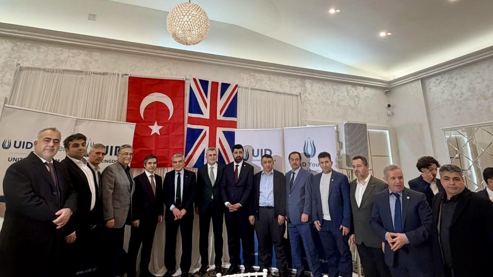 Başkan Görgel, İngiltere’de Birlik Sofrasında Buluştu (3)