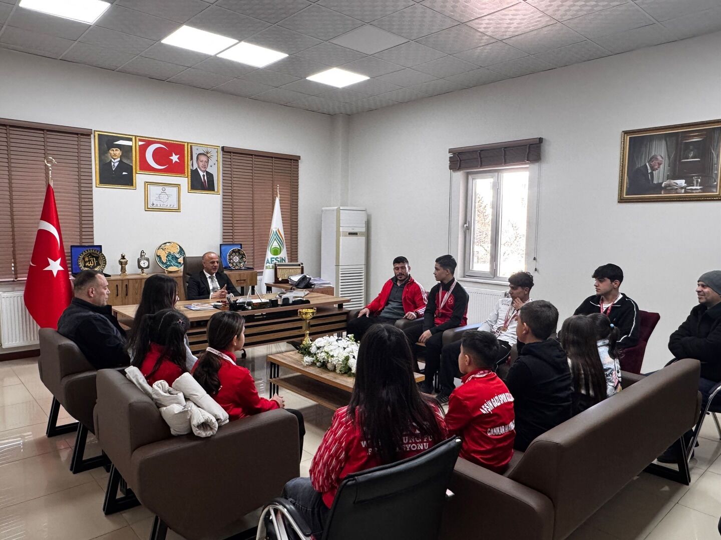 Bölge Şampiyonu Sporculardan Başkan Kıraç’a Ziyaret2