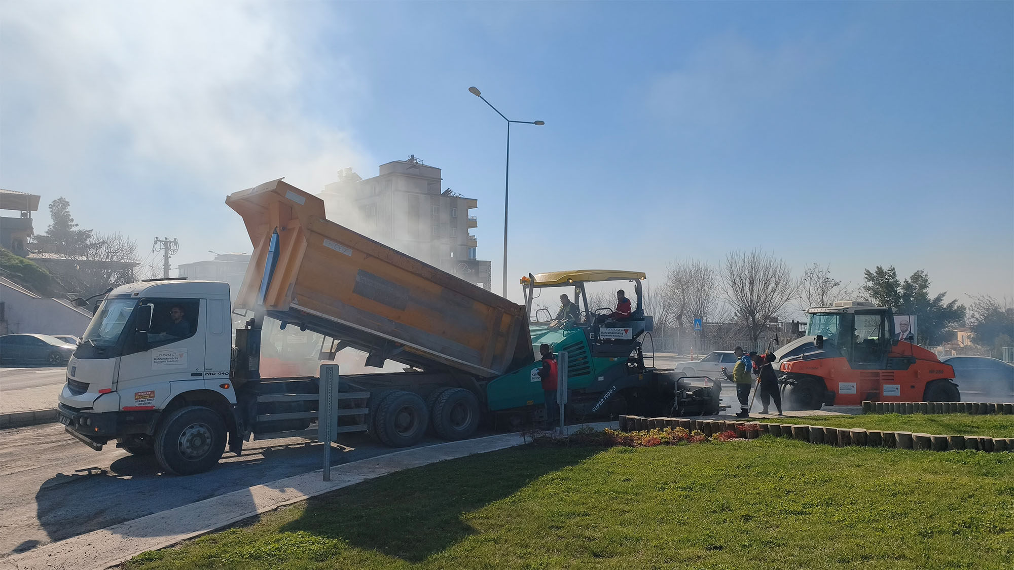 Büyükşehir, Dulkadiroğlu’nda Yolları Birbir Yenilemeye Devam Ediyor (7)