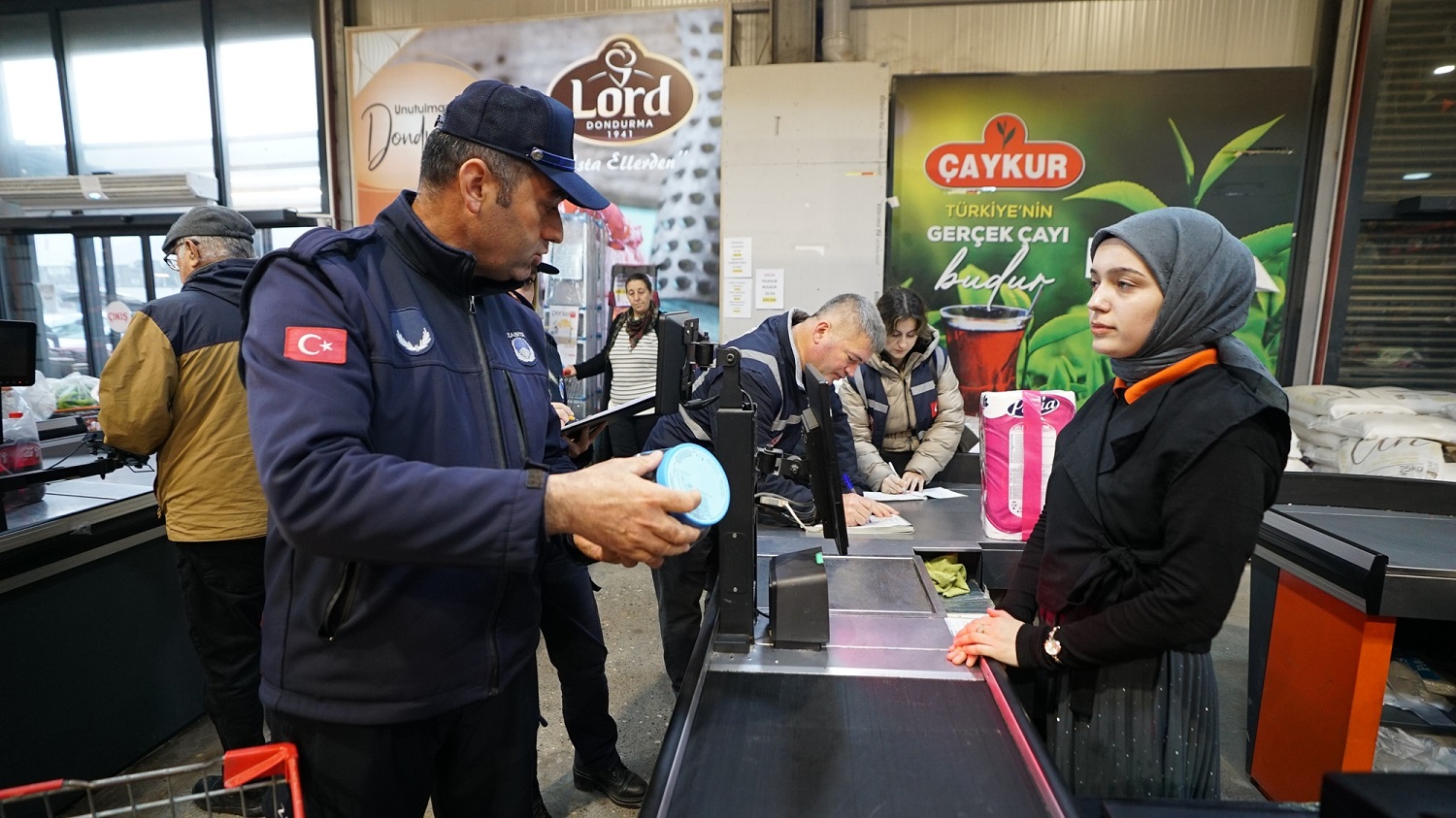 Büyükşehir Zabıtasından Ramazan Öncesi Kapsamlı Denetim (1)