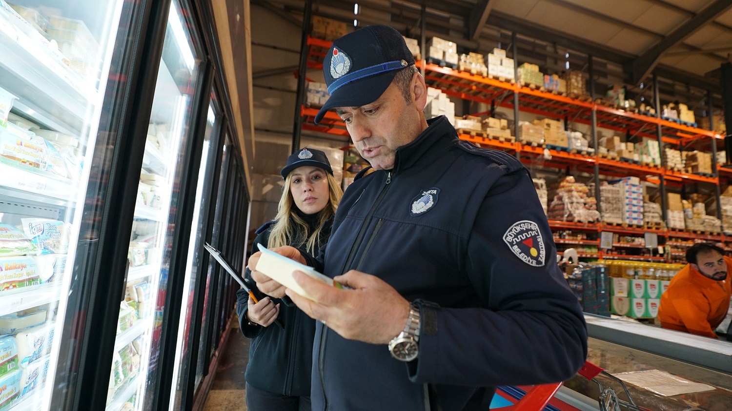 Büyükşehir Zabıtasından Ramazan Öncesi Kapsamlı Denetim (3)