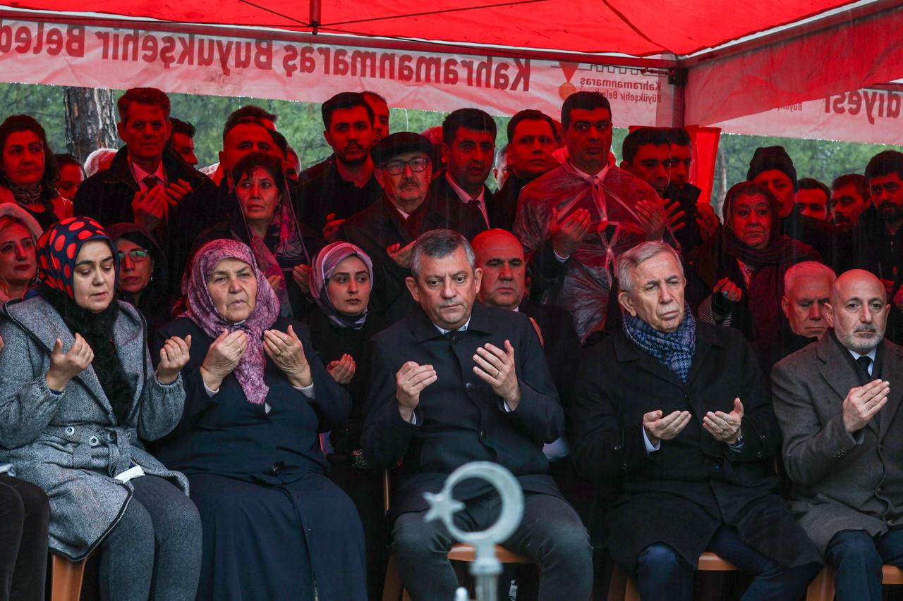 Chp Genel Başkanı Özel, Kahramanmaraş'ta Ziyaretlerde Bulundu (4)