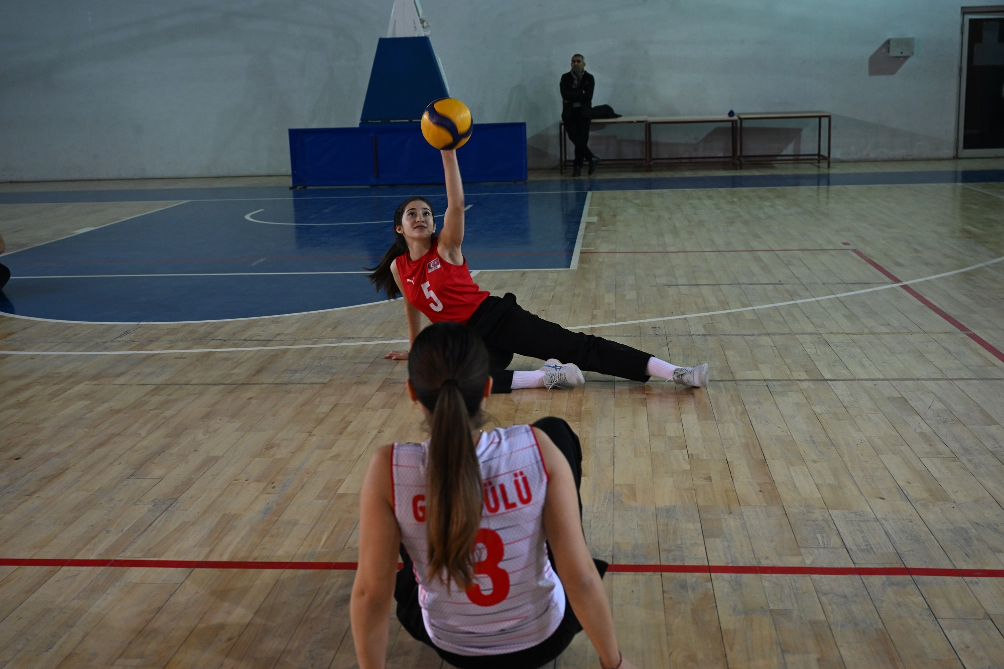 Deprem, Vefat, Tedavi Zorluklarını Sporla Aştı, Milli Takımla Gururlandı (6)