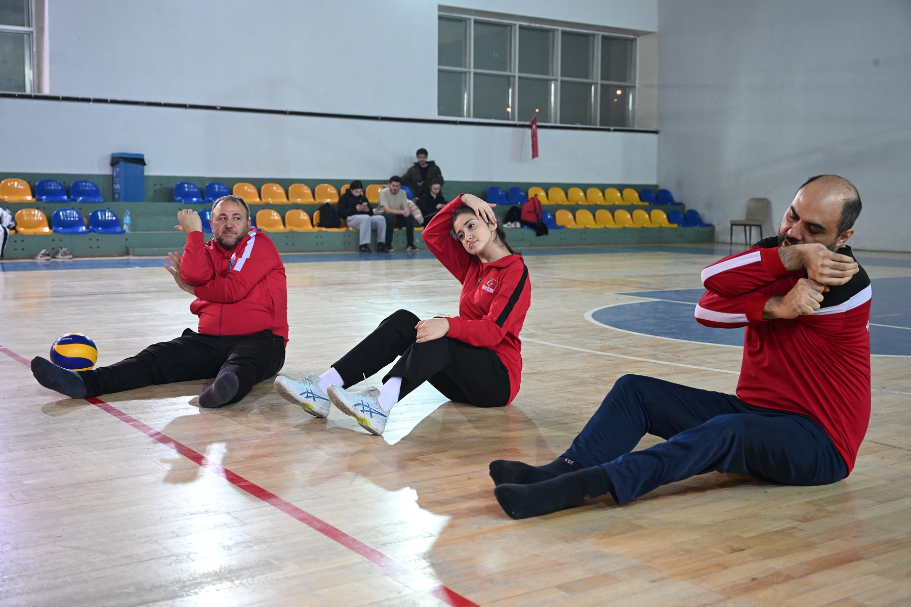 Deprem, Vefat, Tedavi Zorluklarını Sporla Aştı, Milli Takımla Gururlandı (7)