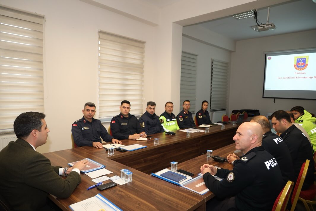 Elbistan’da Genel Asayiş Ve Güvenlik Değerlendirme Toplantısı Gerçekleştirildi2