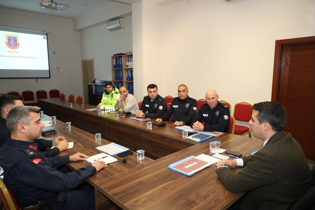 Elbistan’da Genel Asayiş Ve Güvenlik Değerlendirme Toplantısı Gerçekleştirildi3