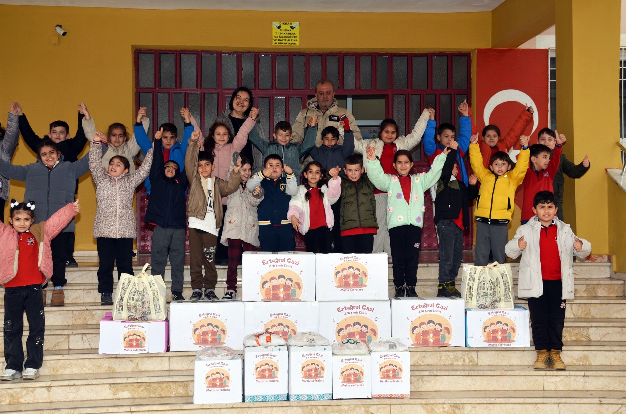 Ertuğrul Gazi İlkokulu Öğrencilerinden Ramazan’da Anlamlı Yardım (5)