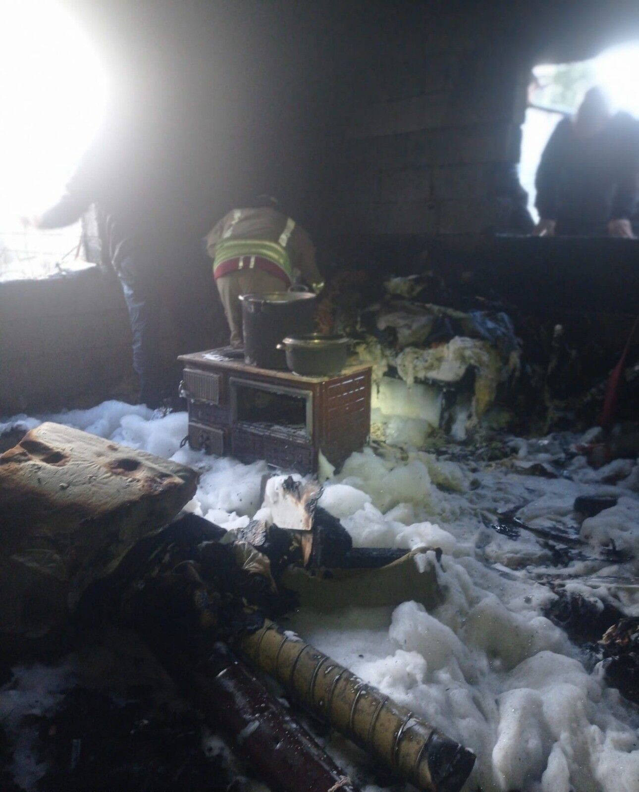 İtfaiye Erleri Alevlerin Arasından Kur'an I Kerim'i Kurtardı (4)