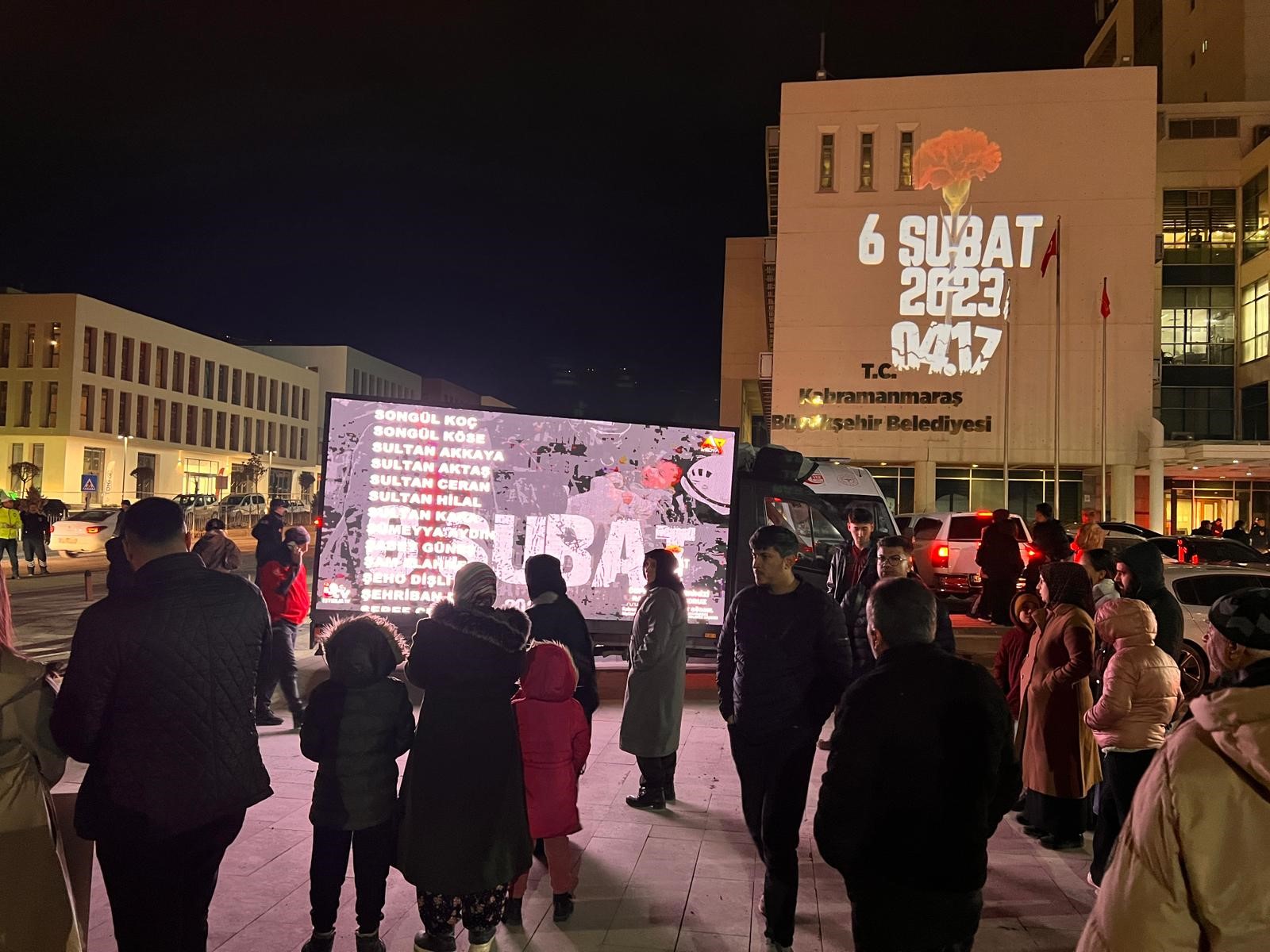 Kahramanmaraş'ta 6 Şubat Depremlerinde Hayatını Kaybedenler Dualarla Anıldı (4)