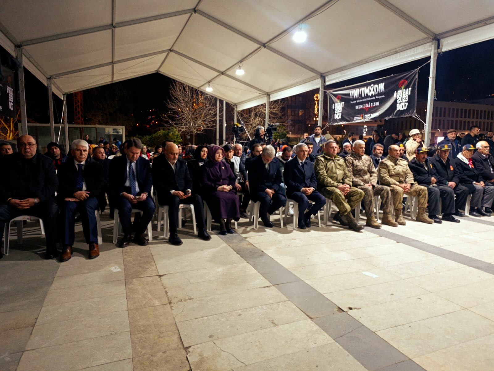 Kahramanmaraş'ta 6 Şubat Depremlerinde Hayatını Kaybedenler Dualarla Anıldı (6)