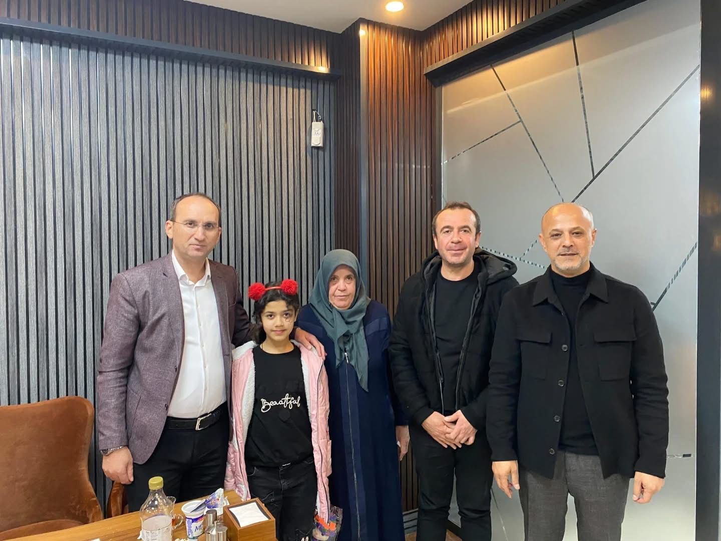 Kaymakam Sarıdoğan Ve Başkan Kıraç Depremzede Ailelerle İftarda Buluştu7