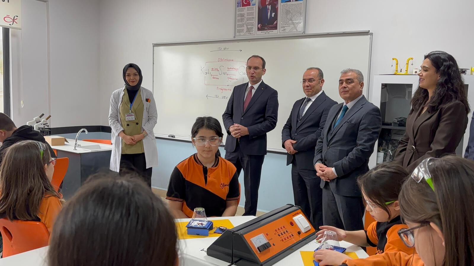 Kaymakam Sarıdoğan’dan Özel Karaoğlan Koleji’ne Ziyaret5-1