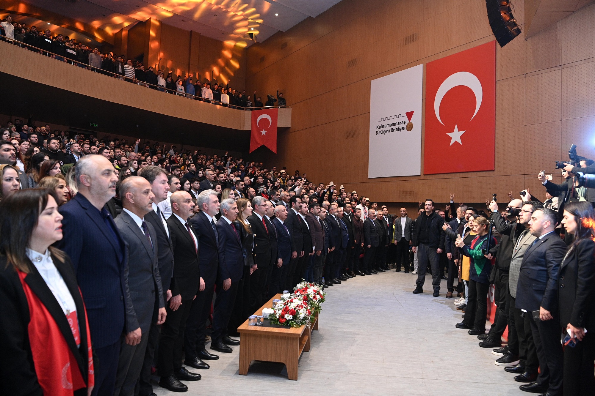 Kurtuluş Coşkusu Ali Kınık Konseriyle Zirveye Taşındı (2)