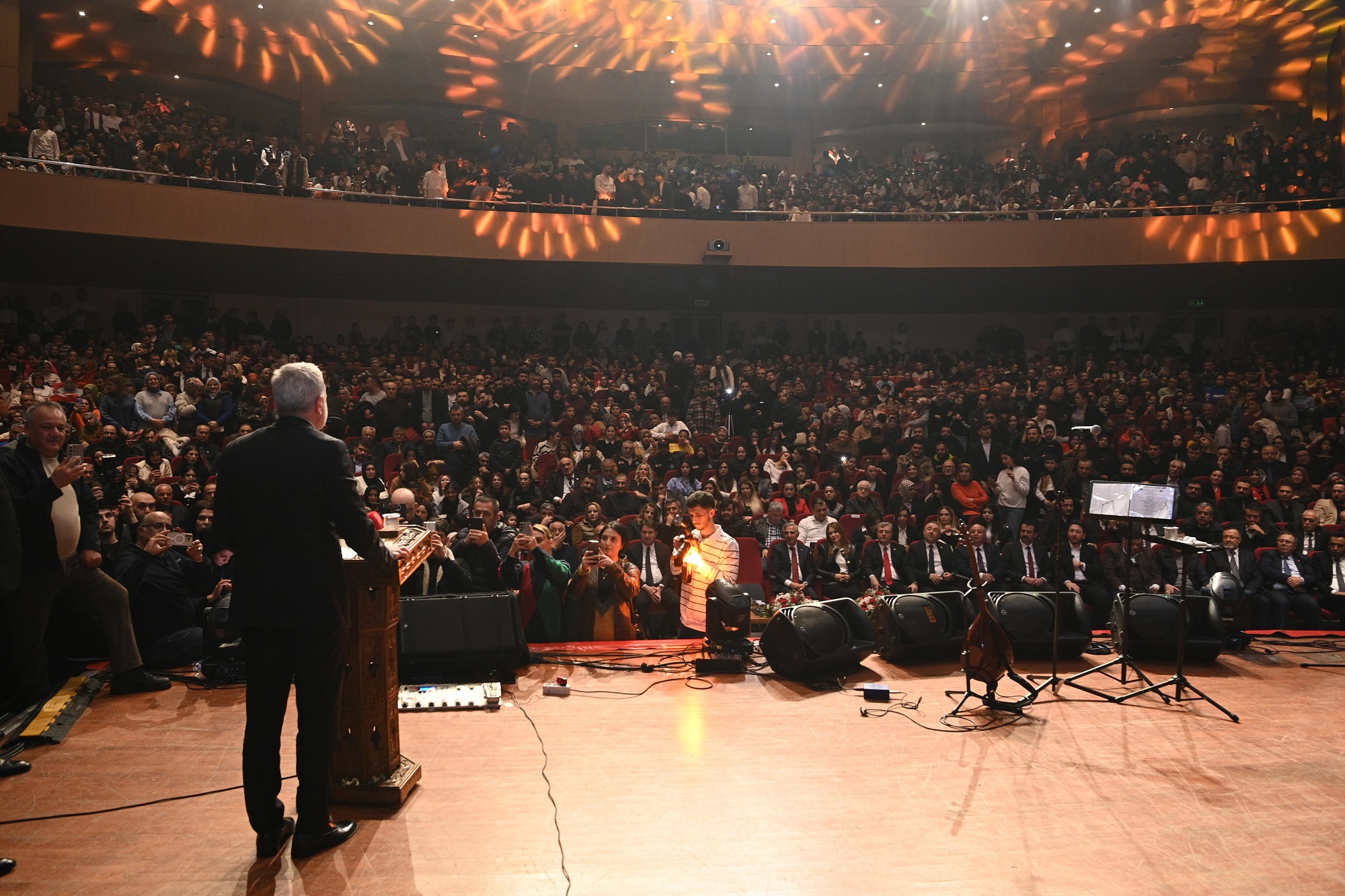Kurtuluş Coşkusu Ali Kınık Konseriyle Zirveye Taşındı (4)