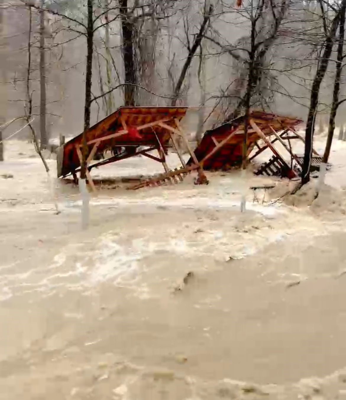 Kuvvetli Sağanak Taşkınlara Sebep Oldu (1)