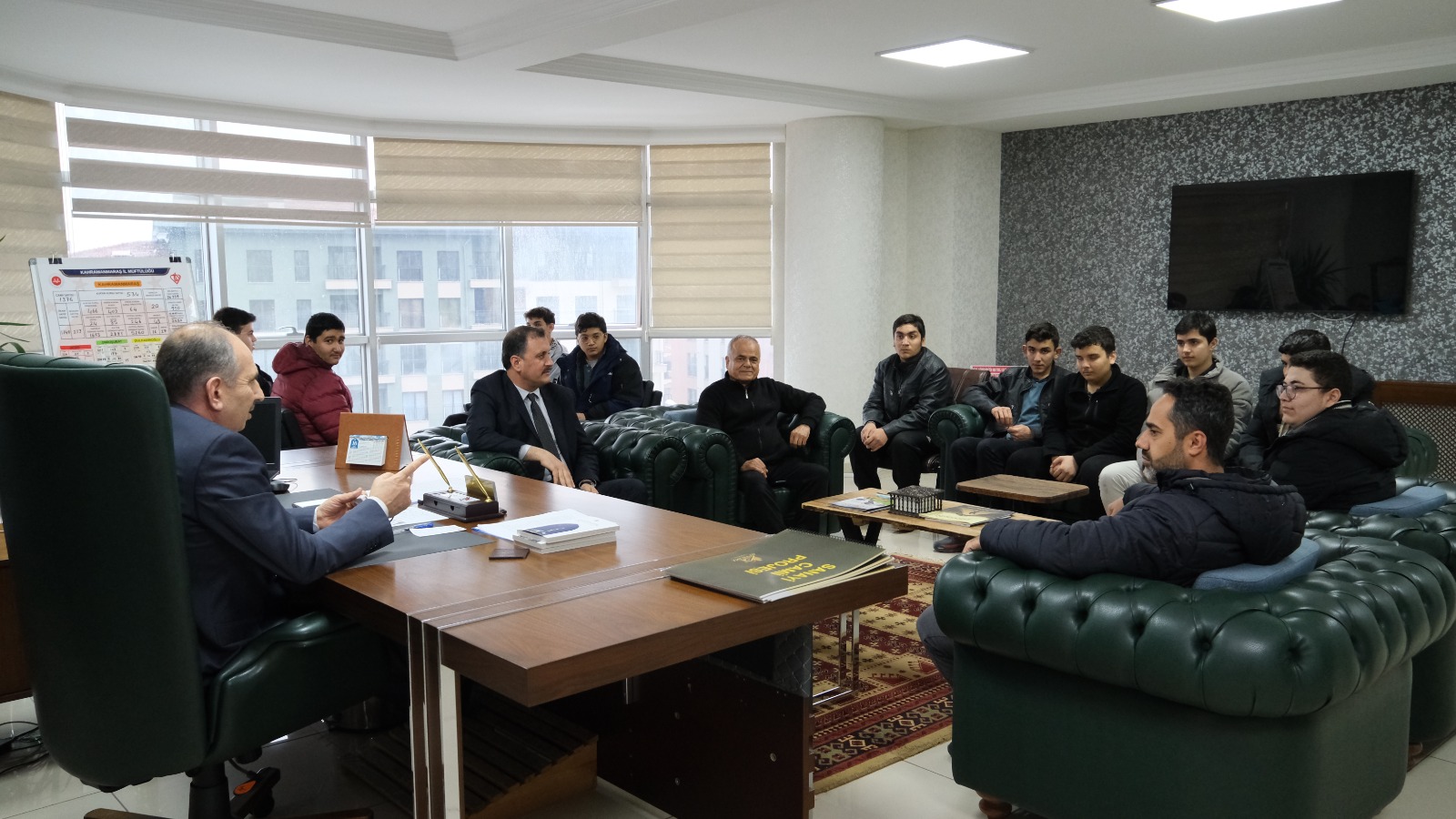 Merkez Anadolu İmam Hatip Lisesi’nden Güller’e Hayırlı Olsun Ziyareti1