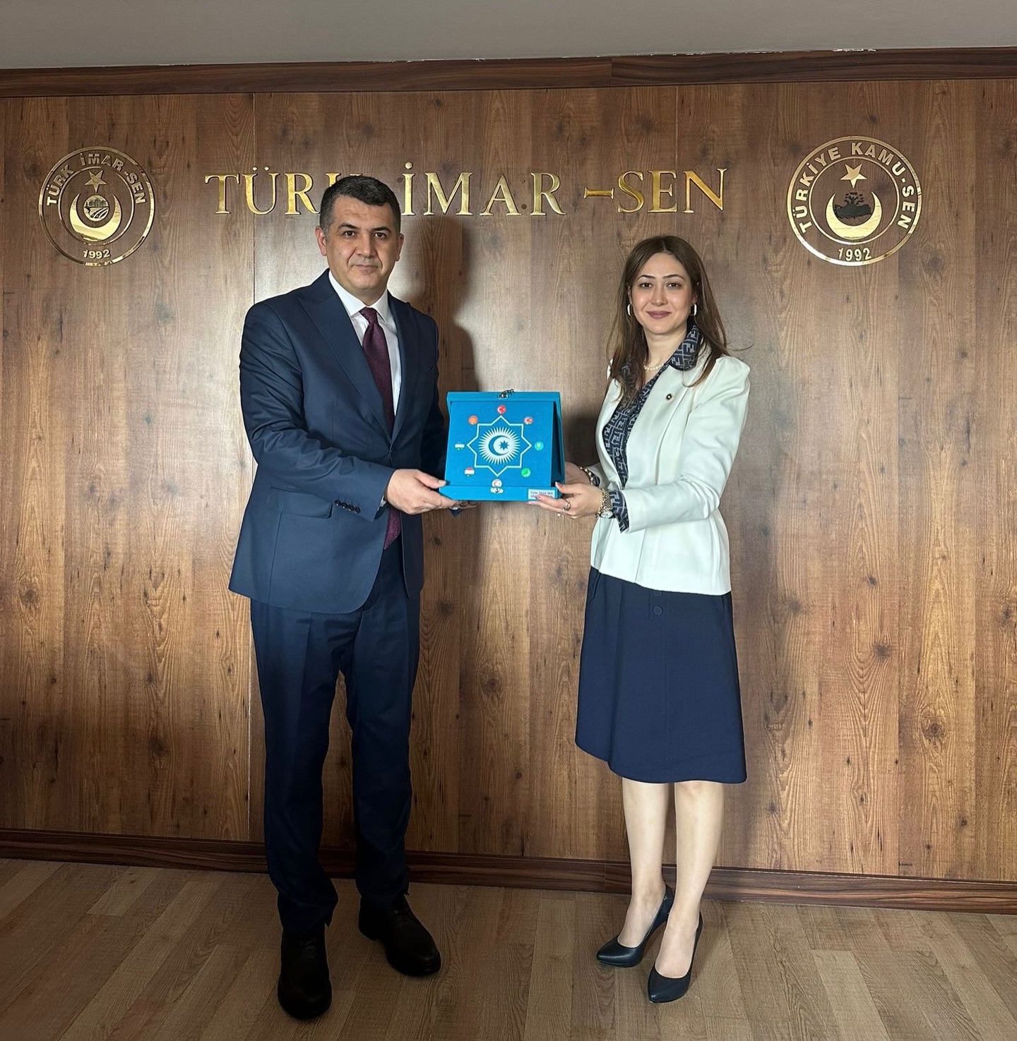 Milletvekili Karakoç’tan Zafer Çelik’e Tebrik