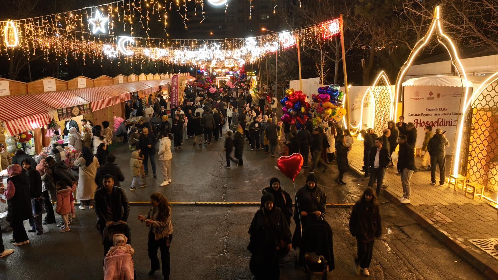 Ramazan Ayının Manevi İklimi Şehri Sardı (3)