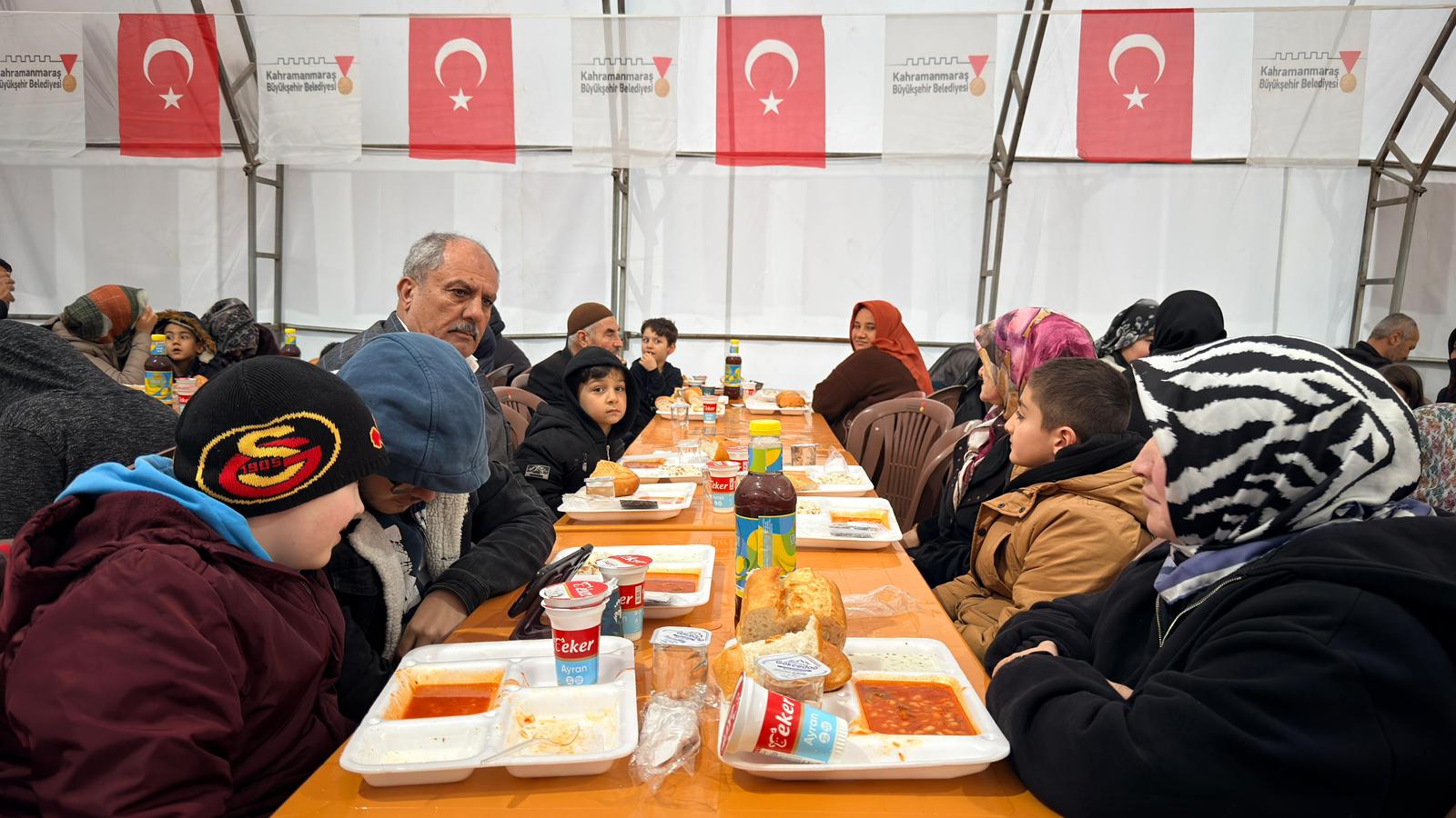 Ramazan Ayının Manevi İklimi Şehri Sardı (6)