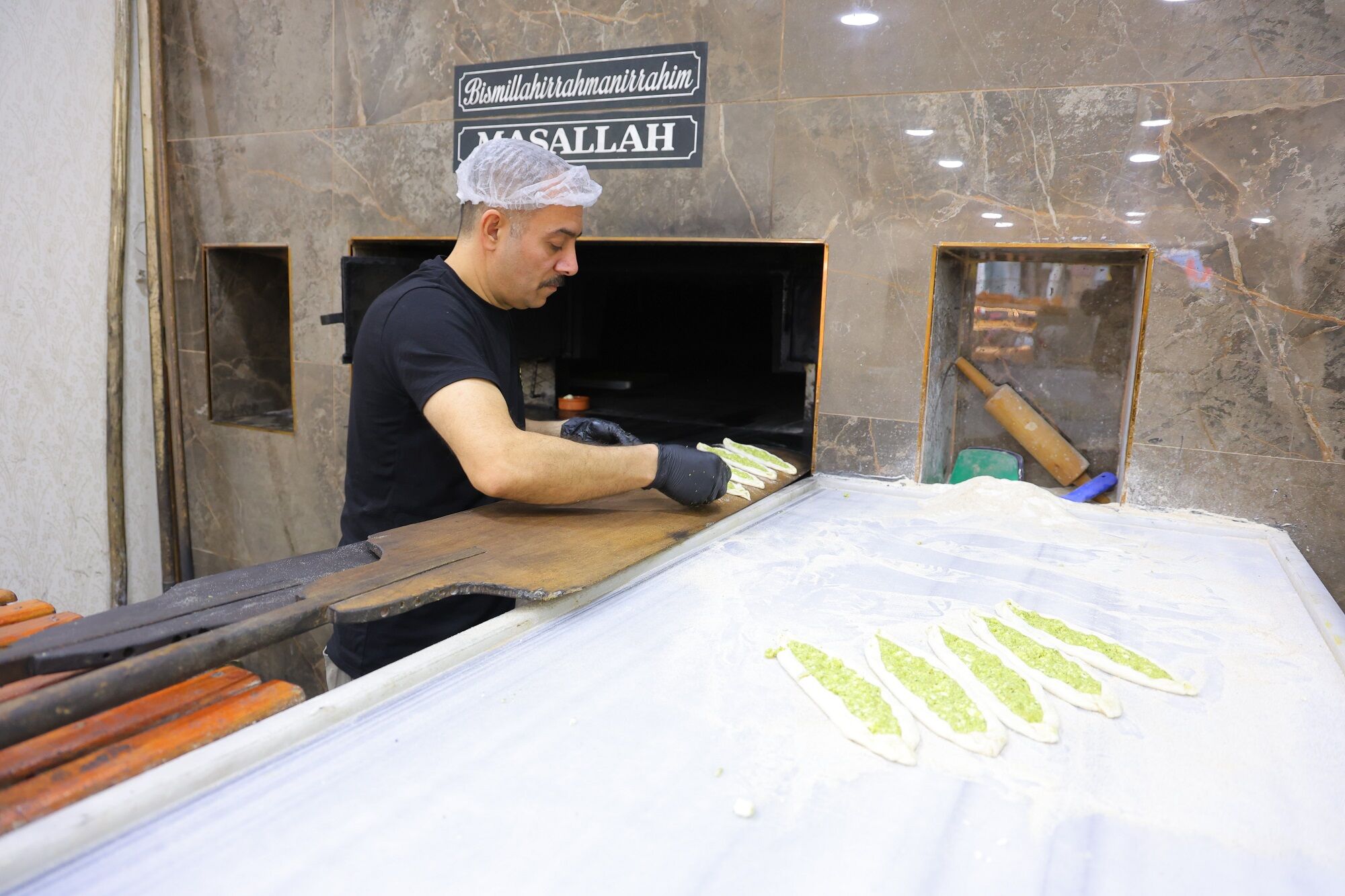 Ramazan Sofralarının Vazgeçilmezi Fıstıklı Börek (5)