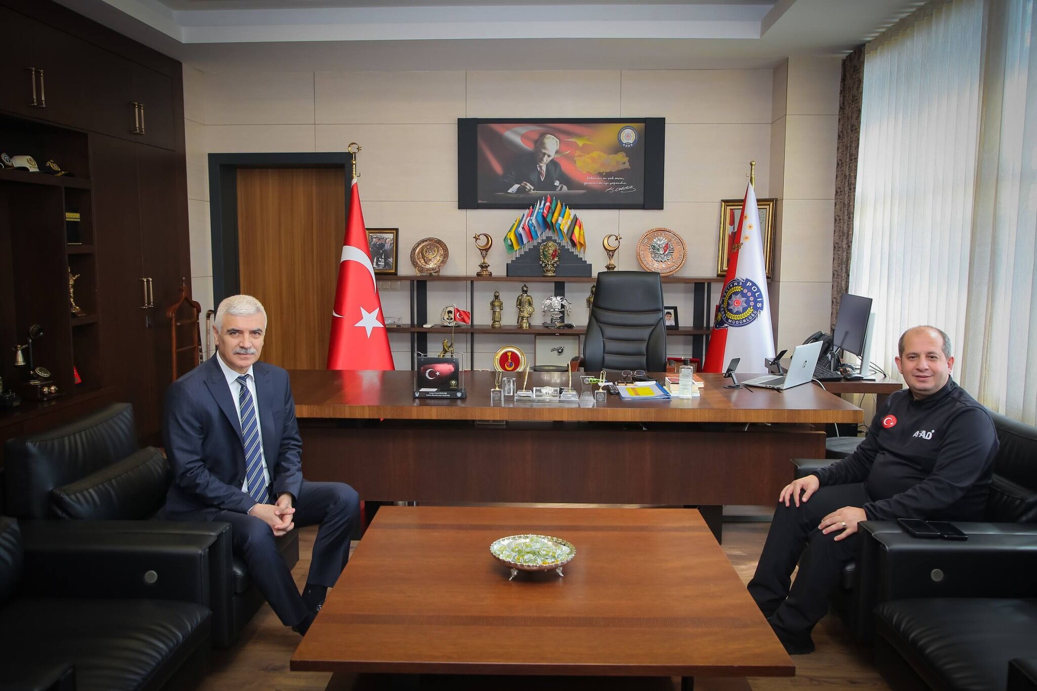Temur’dan Yeni Görevinde İl Emniyet Müdürü’nü Ziyaret Etti1