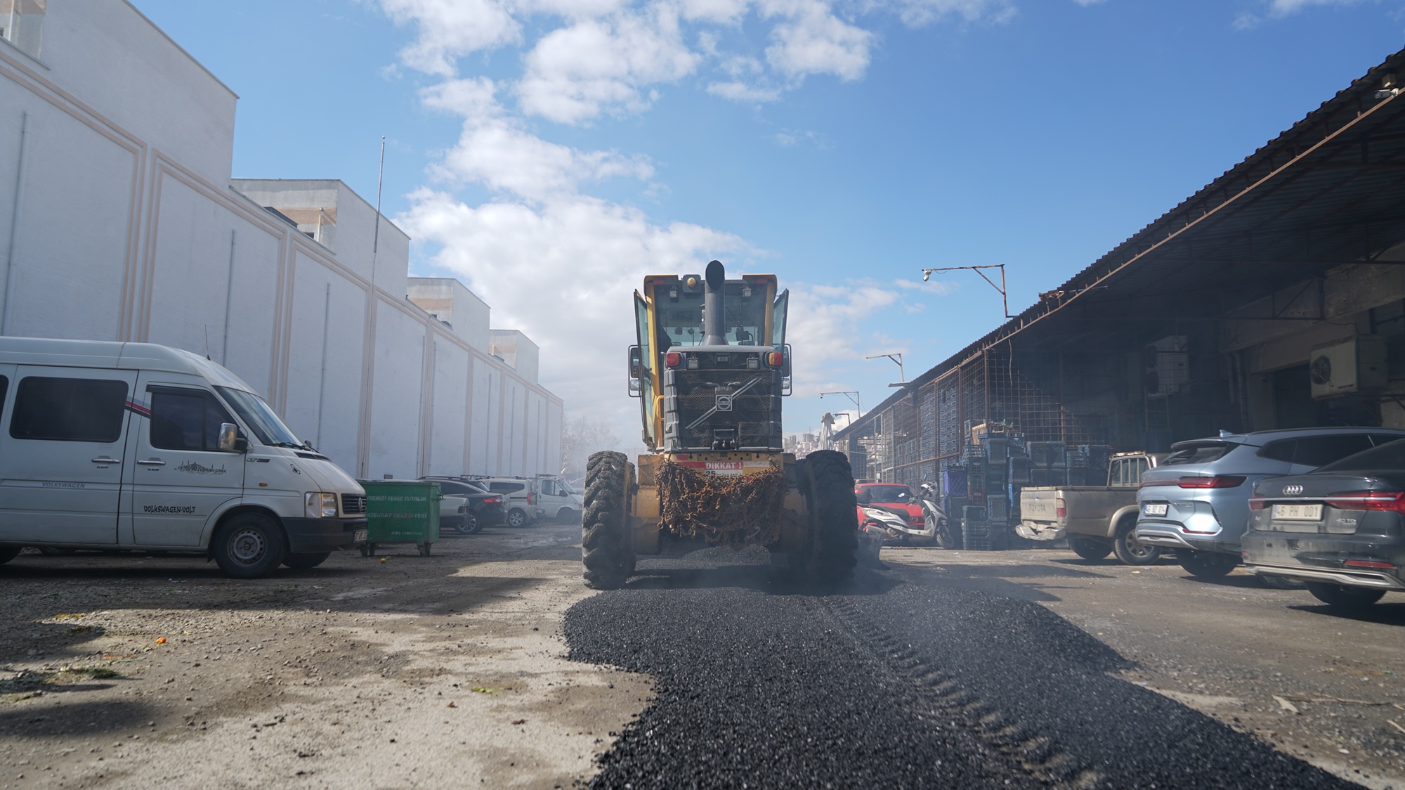 Toptancılar Sitesi’nin Yolu Yenileniyor (1)