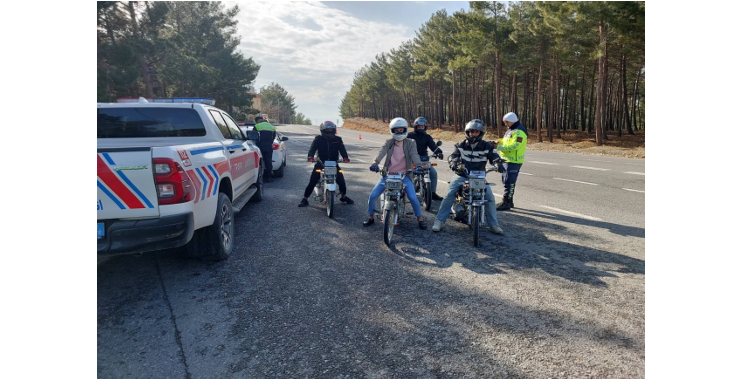 Trafikte Sıkı Denetim Bir Haftada 199 Araç Trafikten Men Edildi (1)