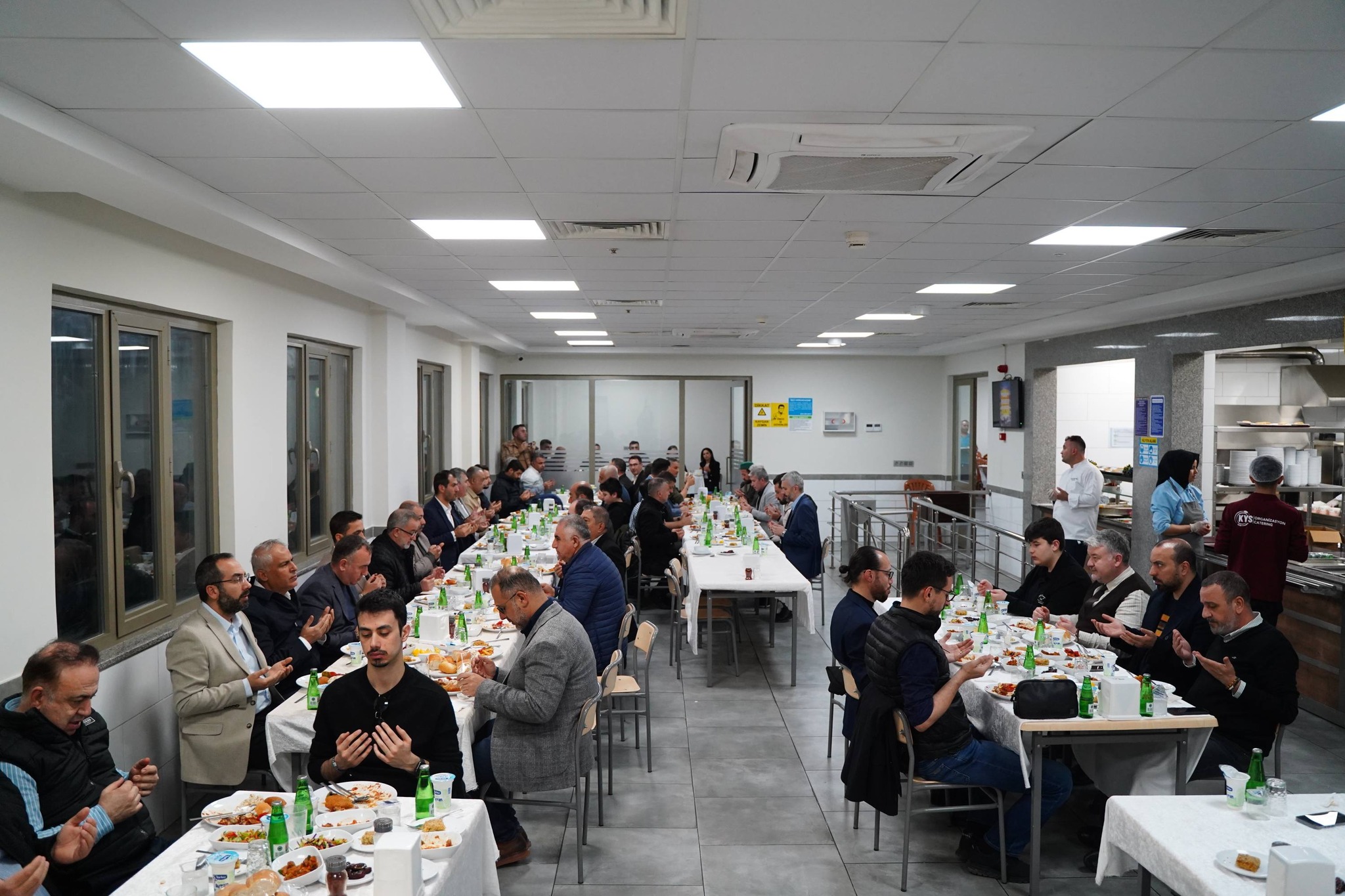 Türkoğlu Osb’de Sanayici Ve Emekçilerle İftar Sofrasında Buluştu2