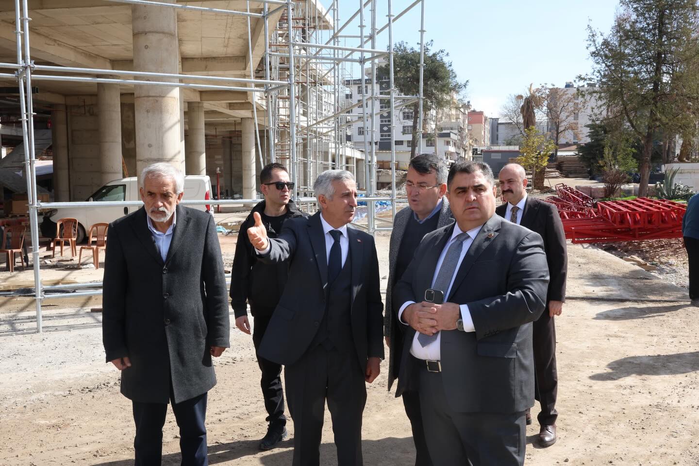 Ünlüer’den Valilik Binası İnşaat Alanında İnceleme3