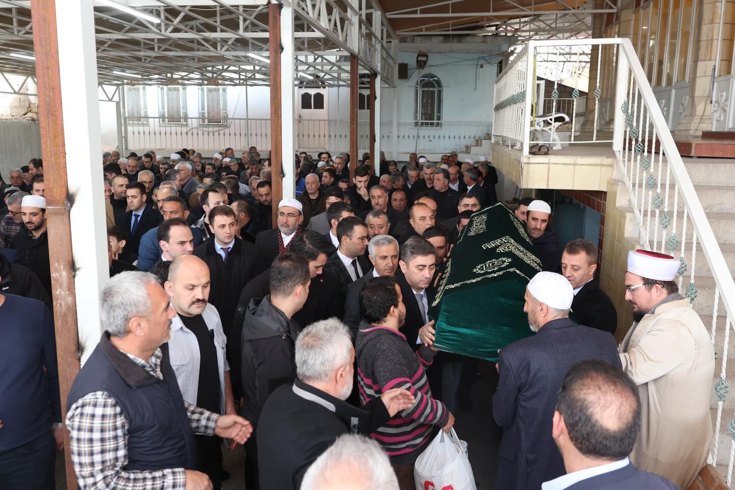 Vali Ünlüer Cenaze Törenine Katıldı3