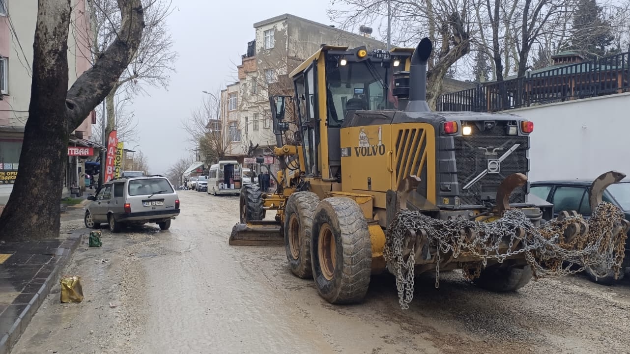 Yağışların Oluşturduğu Tahribatları Bir Bir Ortadan Kaldırıyor (4)
