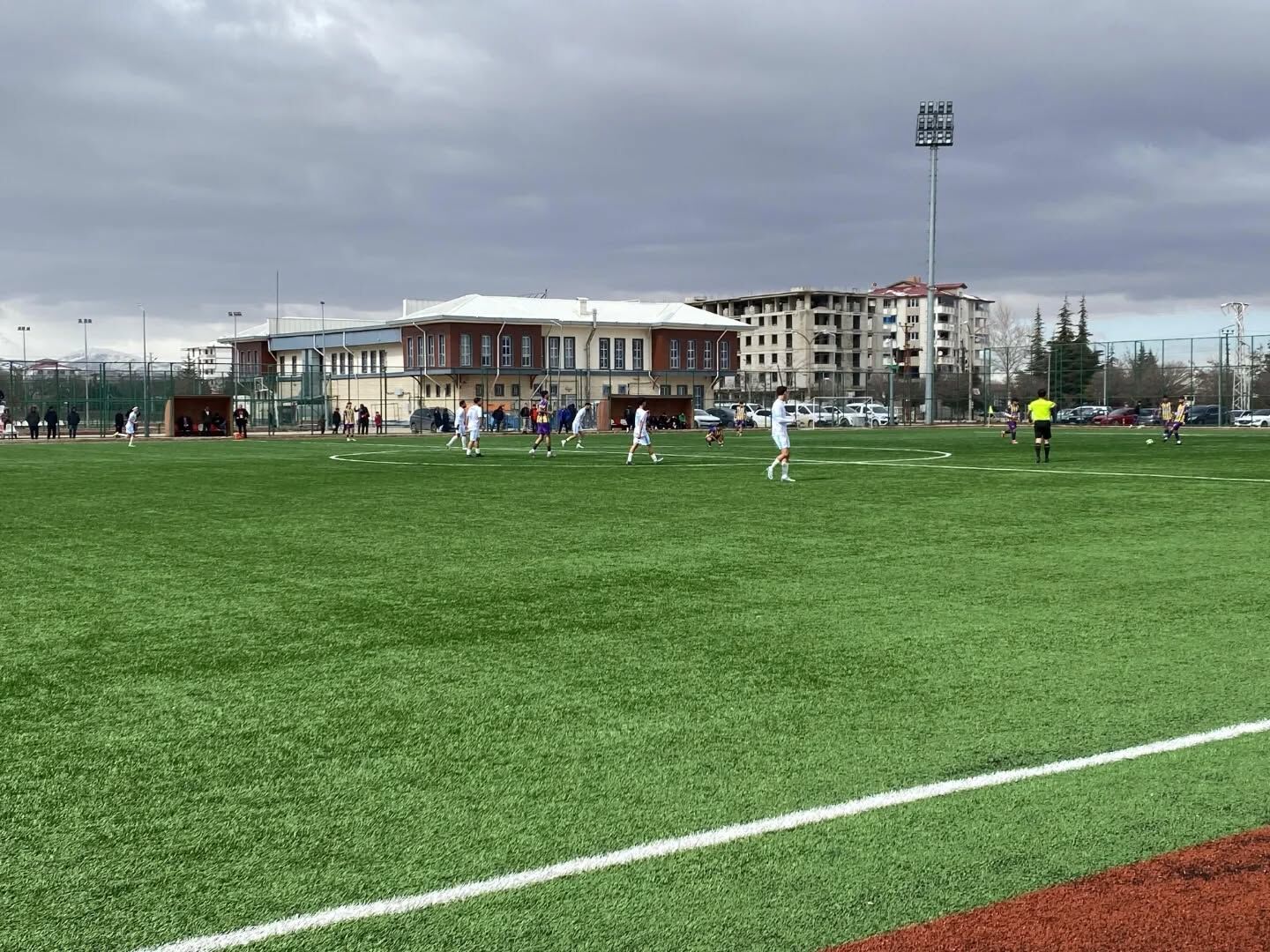 645881744 18087806081468161 3039968469226670743 N