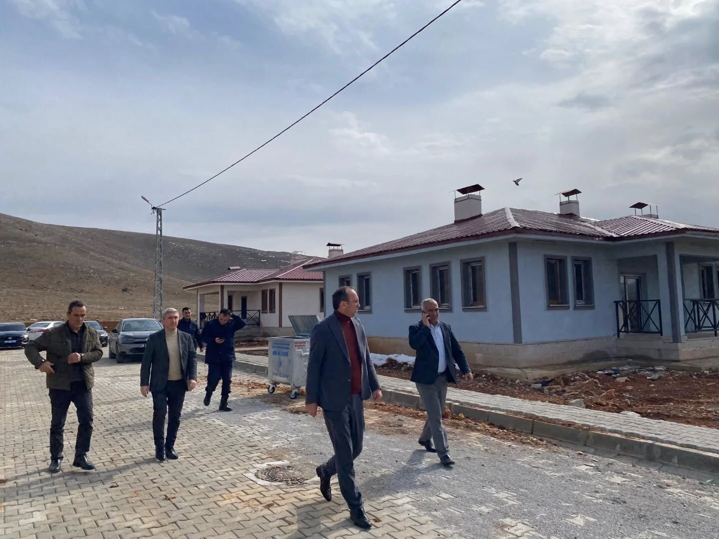 648593854 18088331378468161 8867063005632175268 N