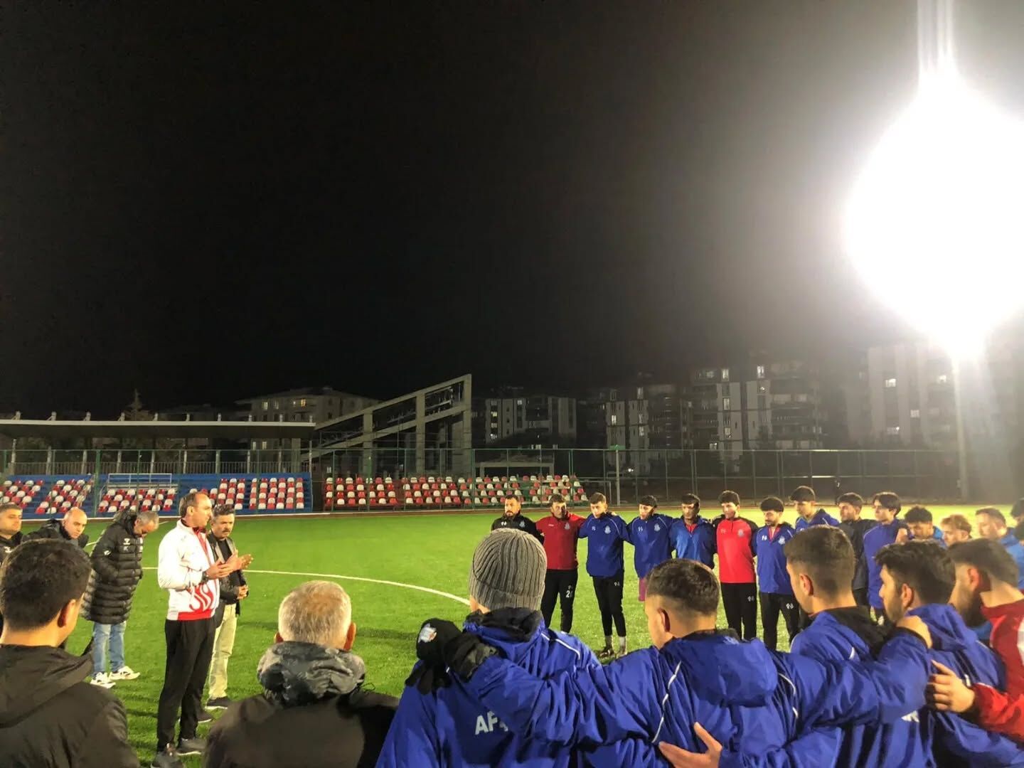 655762158 18091134419468161 5161628045151303773 N