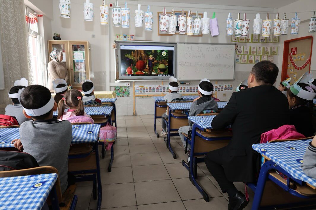 656075658 18198778414342651 3598569749378751487 N