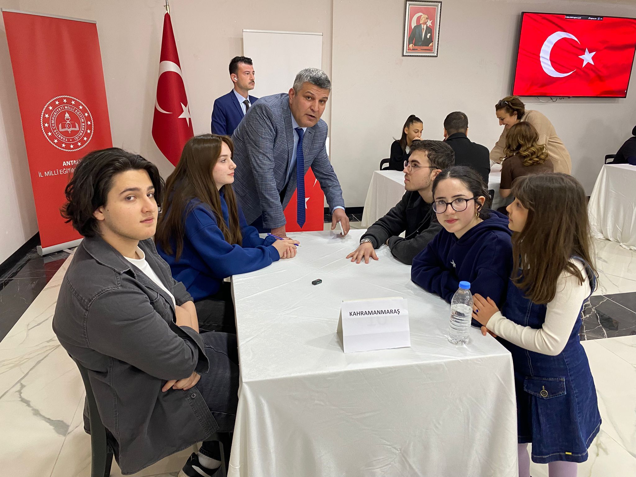 Afşin Anadolu Lisesi, İstiklâl Marşı Yarışmasında Bölge Üçüncüsü Oldu2