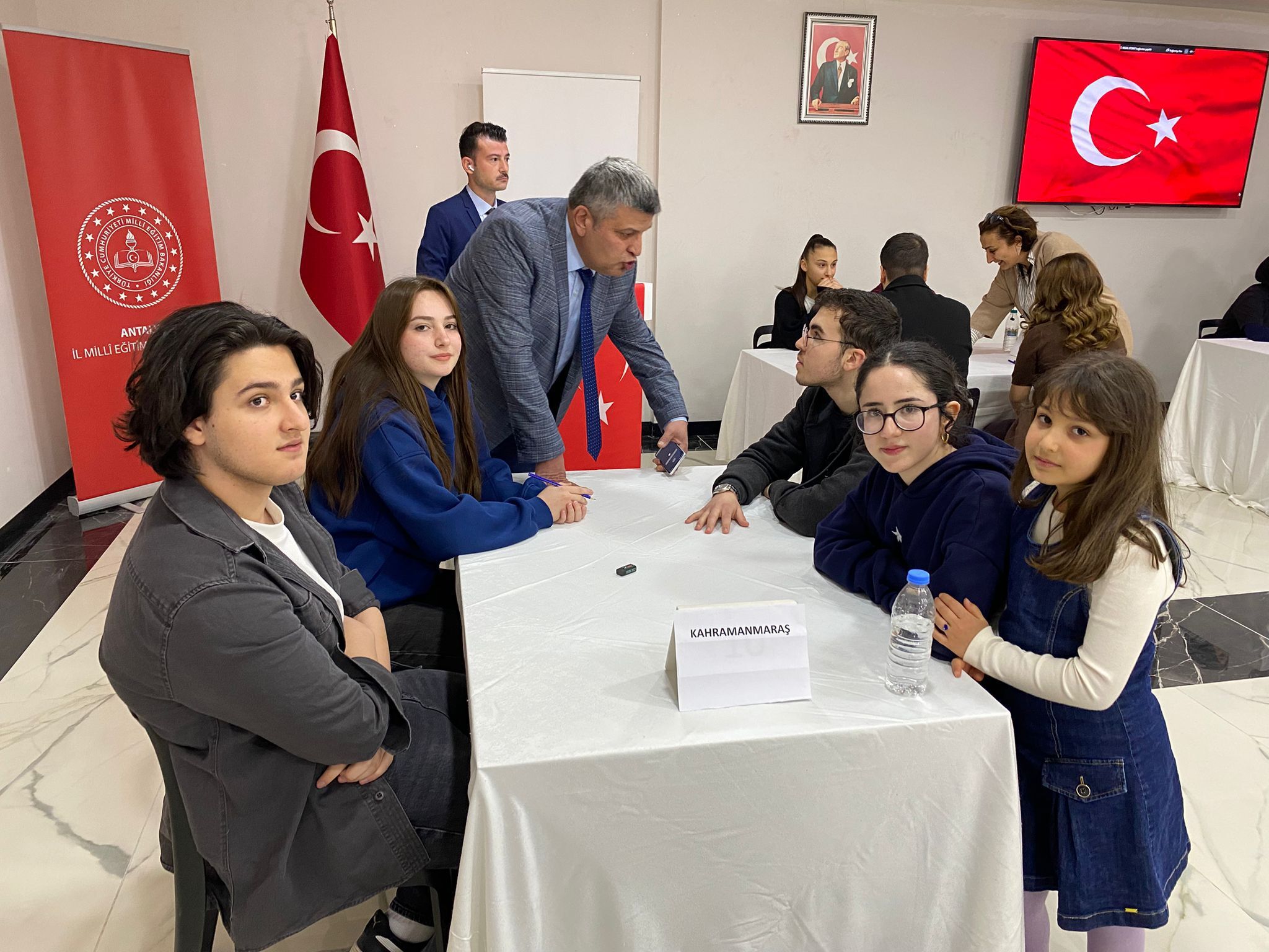 Afşin Anadolu Lisesi, İstiklâl Marşı Yarışmasında Bölge Üçüncüsü Oldu3