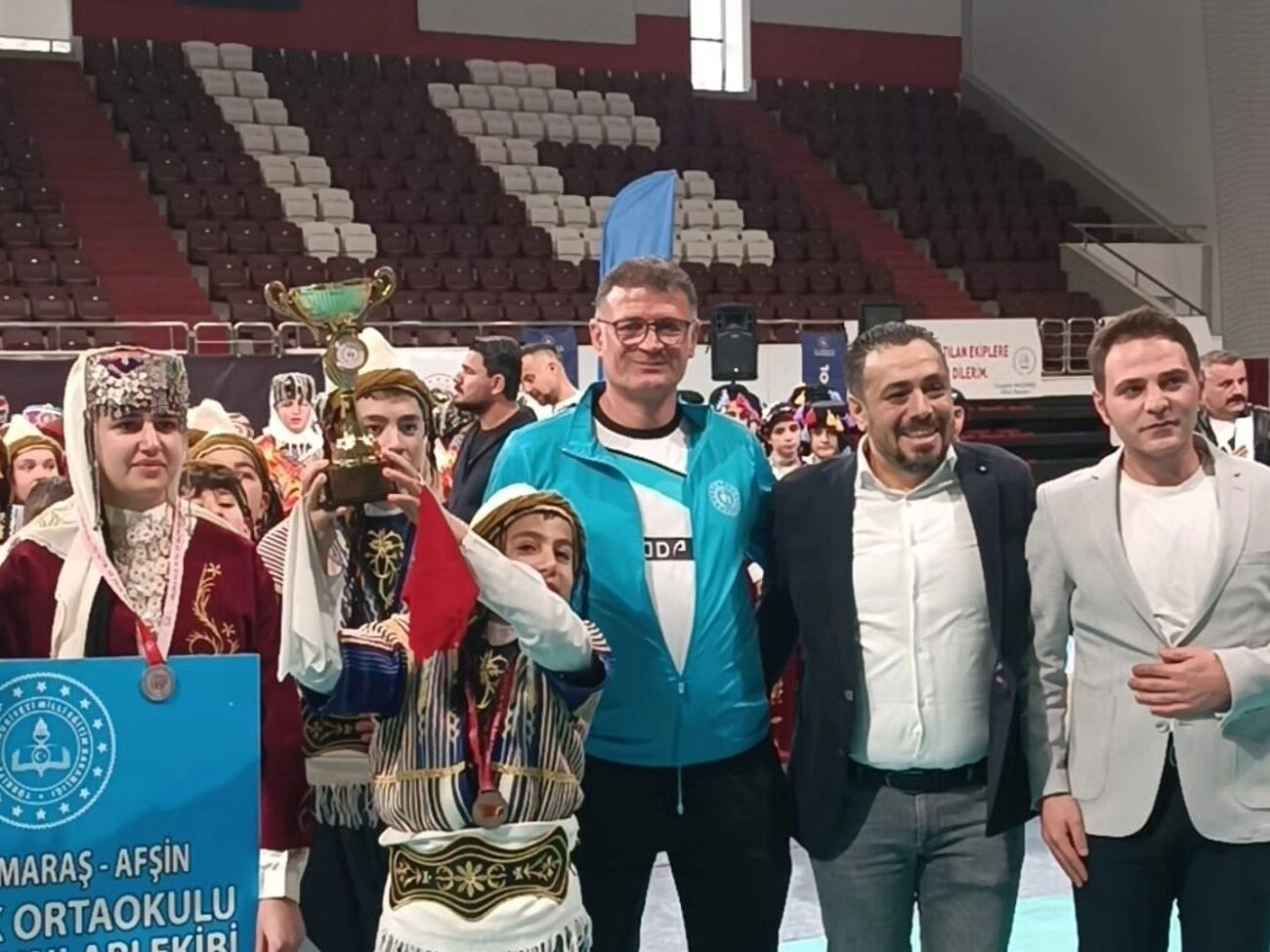 Afşin Atatürk Ortaokulu Halk Oyunları Ekibi Türkiye Finalleri’nde Afşin’i Temsil Edecek (3)