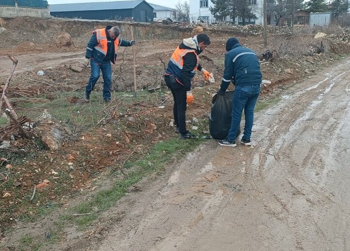 Afşin Belediyesi Bayram Öncesi Çalışmalarını Sürdürüyor11