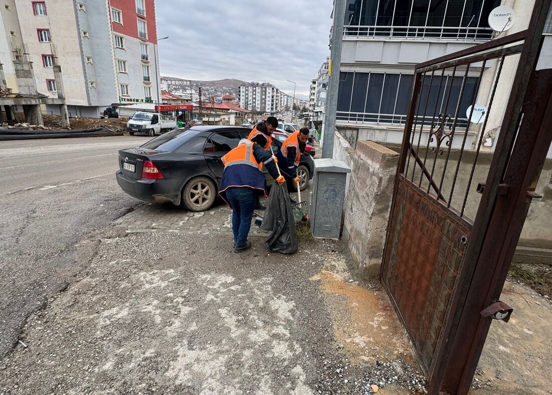 Afşin Belediyesi Bayram Öncesi Çalışmalarını Sürdürüyor12