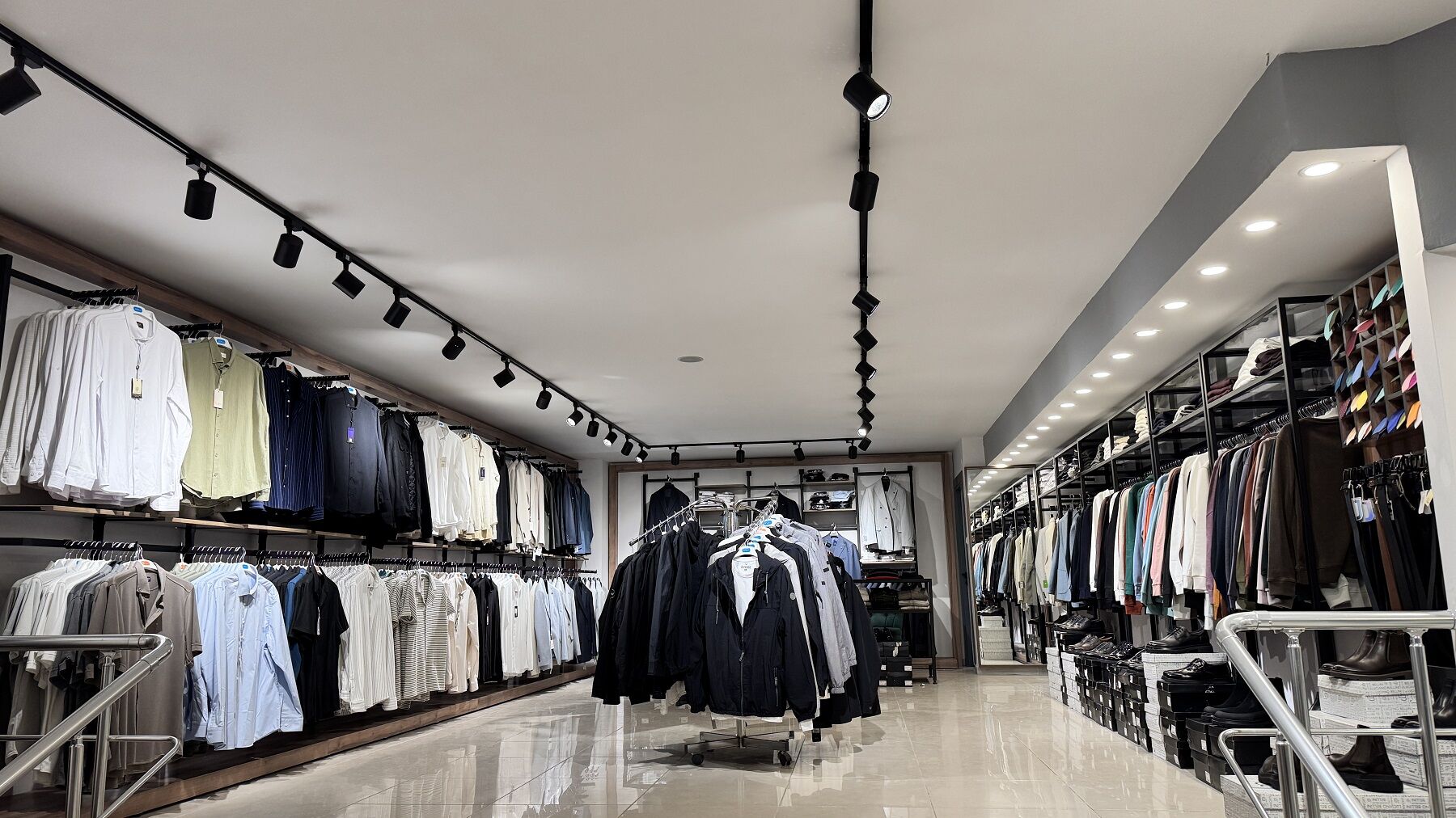 Afşin H&S Wear’da Ramazan Bayramı’na Özel İndirimler Başladı (10)