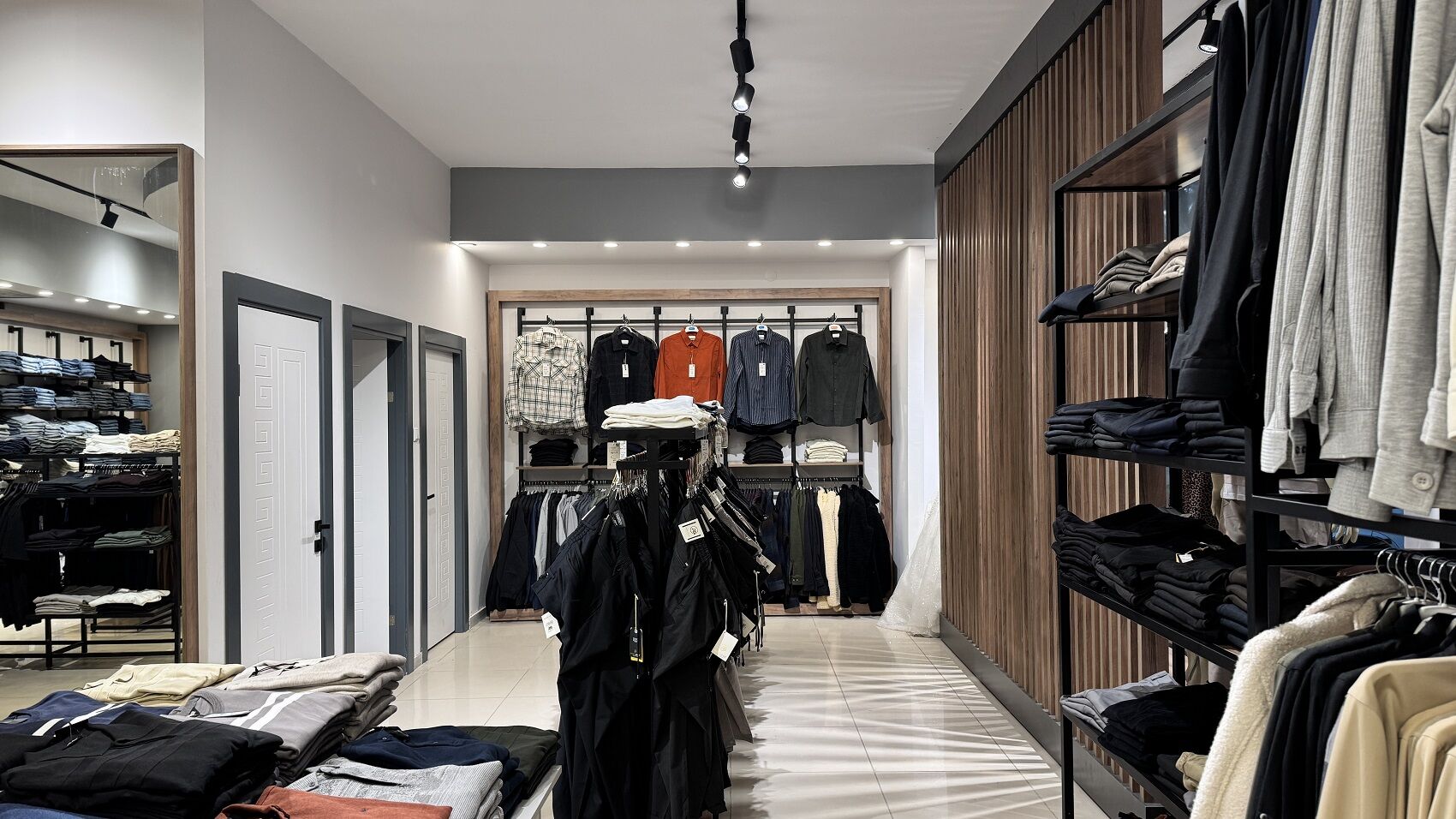 Afşin H&S Wear’da Ramazan Bayramı’na Özel İndirimler Başladı (5)