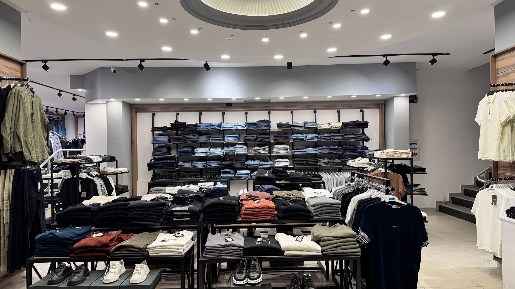 Afşin H&S Wear’da Ramazan Bayramı’na Özel İndirimler Başladı (6)