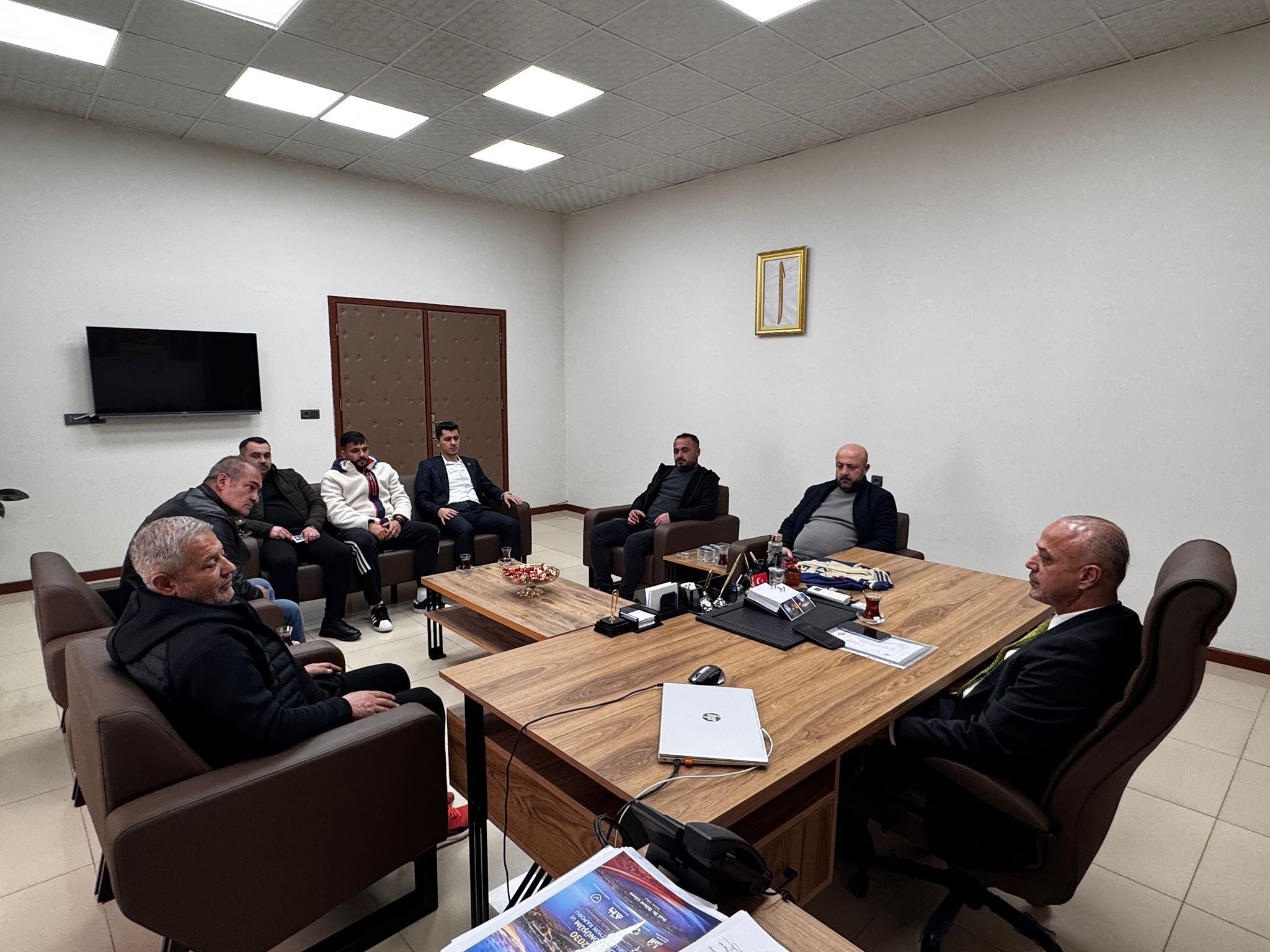 Afşin Spor’dan Başkan Koray Kıraç’a Ziyaret2