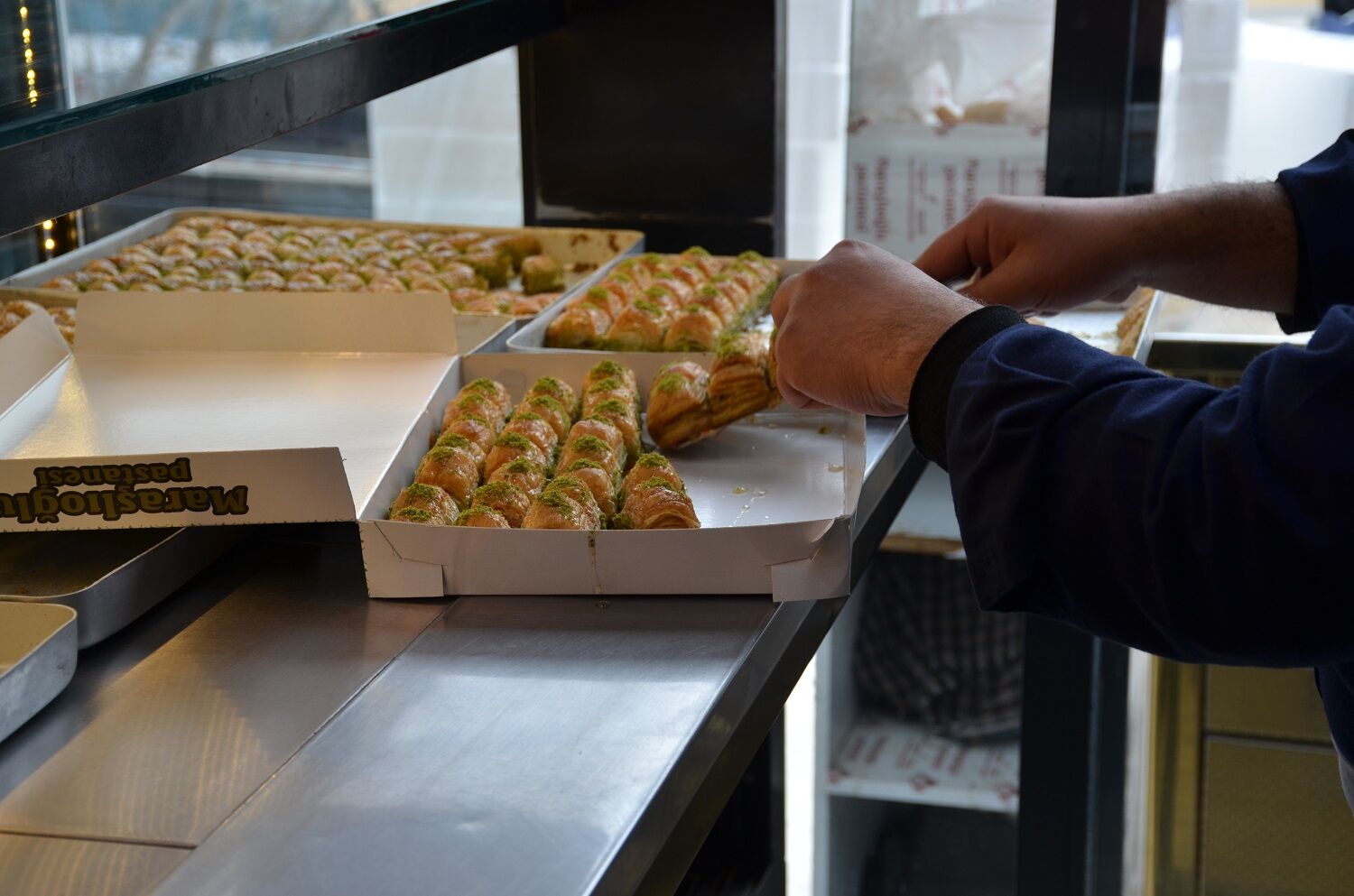 Afşin’de Arefe Günü Çarşı Dolup Taştı (16)