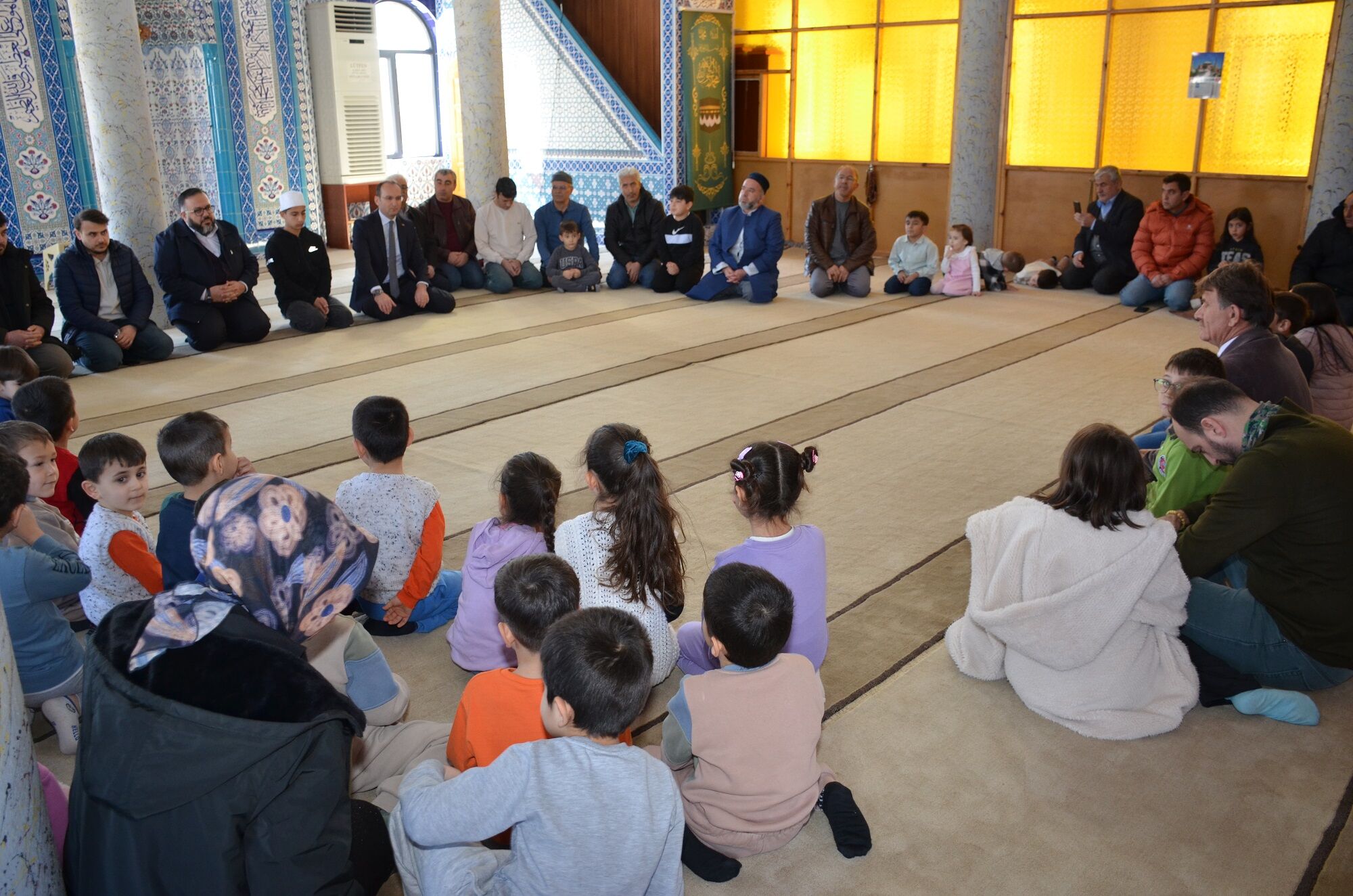 Afşin’de Çocuklara Camiyi Sevdirmeyi Amaçlayan ‘Çocuk Market’ Açıldı (7)